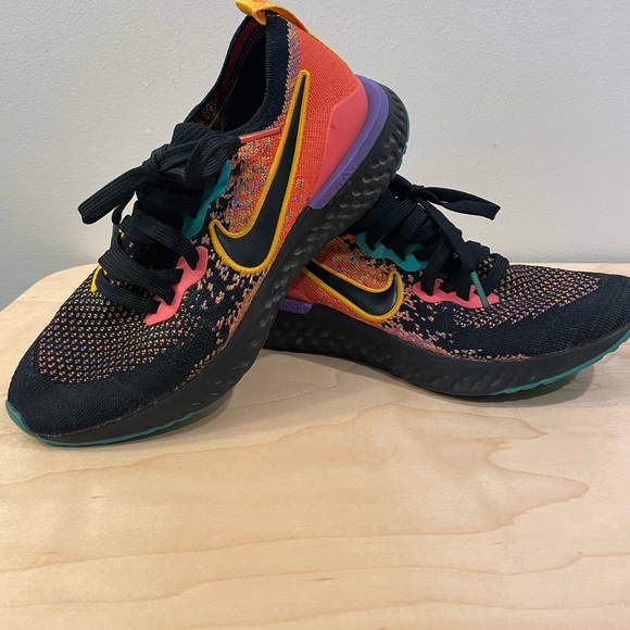 Womens Nike Epic React Flyknit 2 Running Shoes, Size 7 - Picture 7 of 10